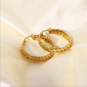 𝅺new 14k Gold Plated Woven Hoop Earrings